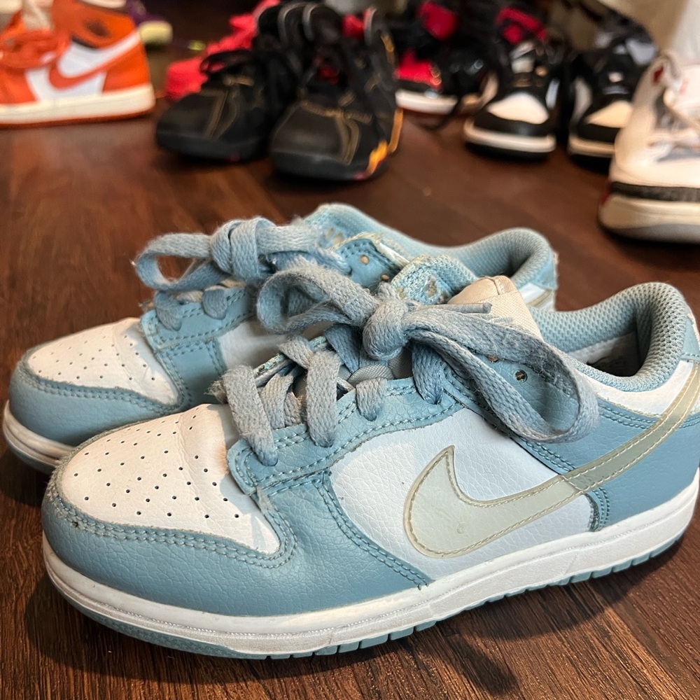 Nike Kids Light Blue and White Sneakers